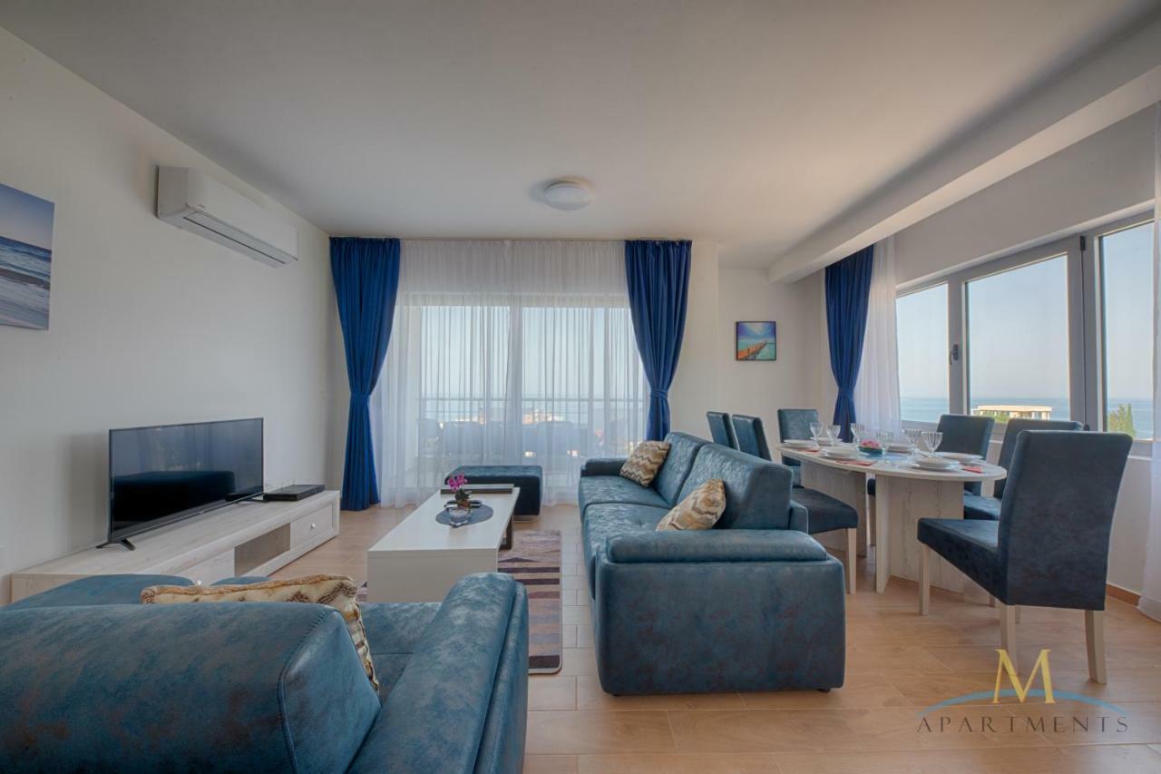 M Apartman Bar
