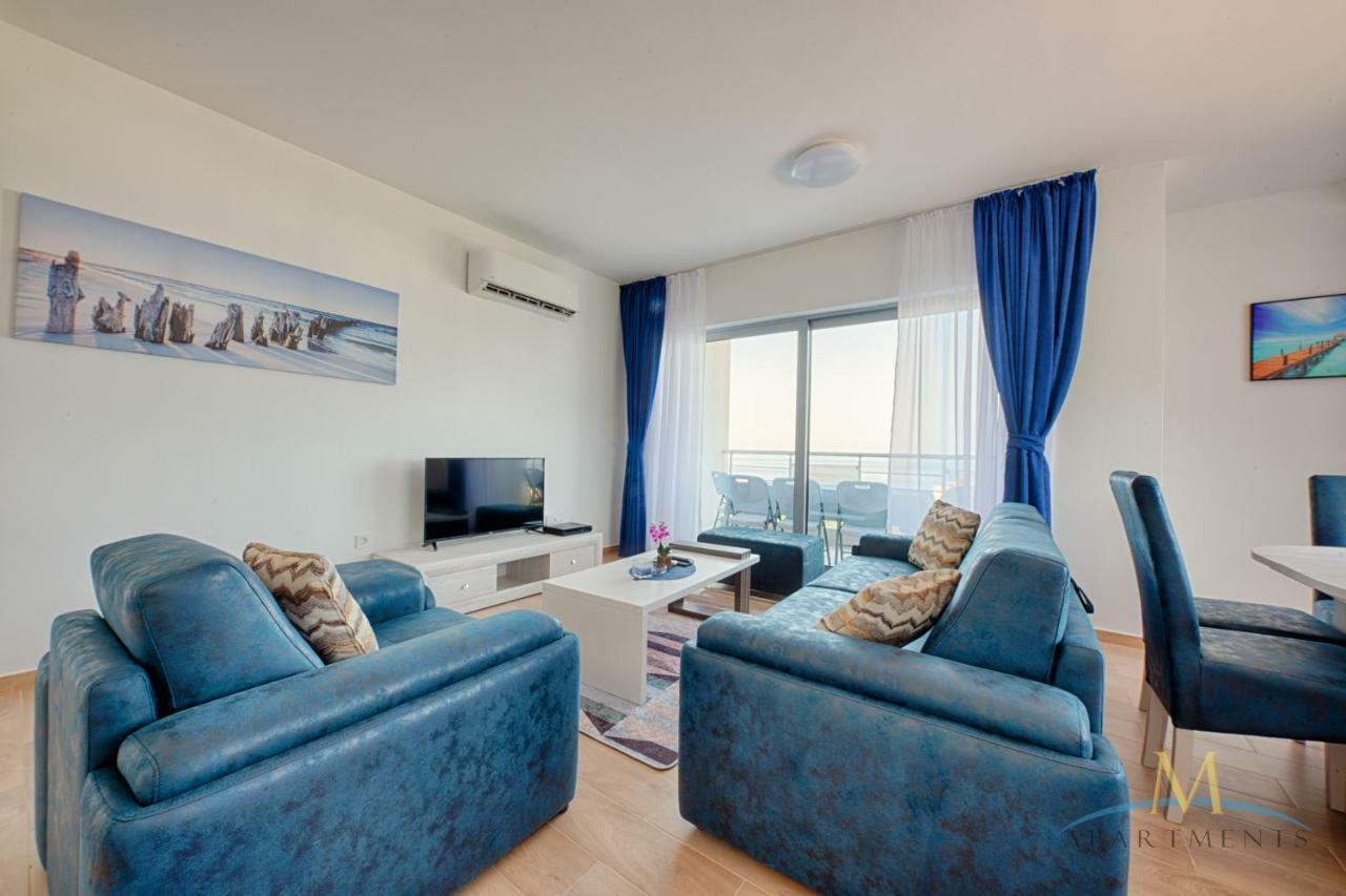 M Apartman Bar