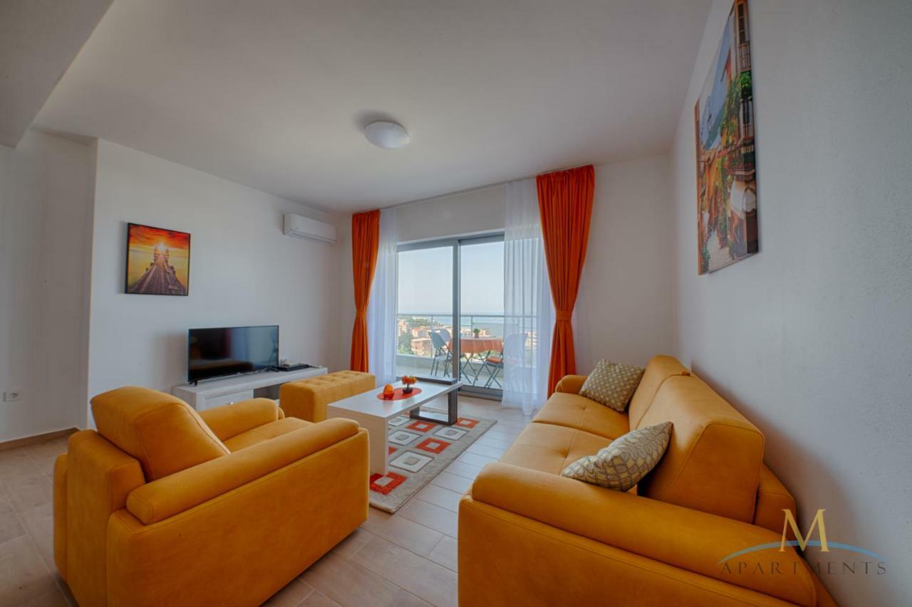 M Apartman Bar