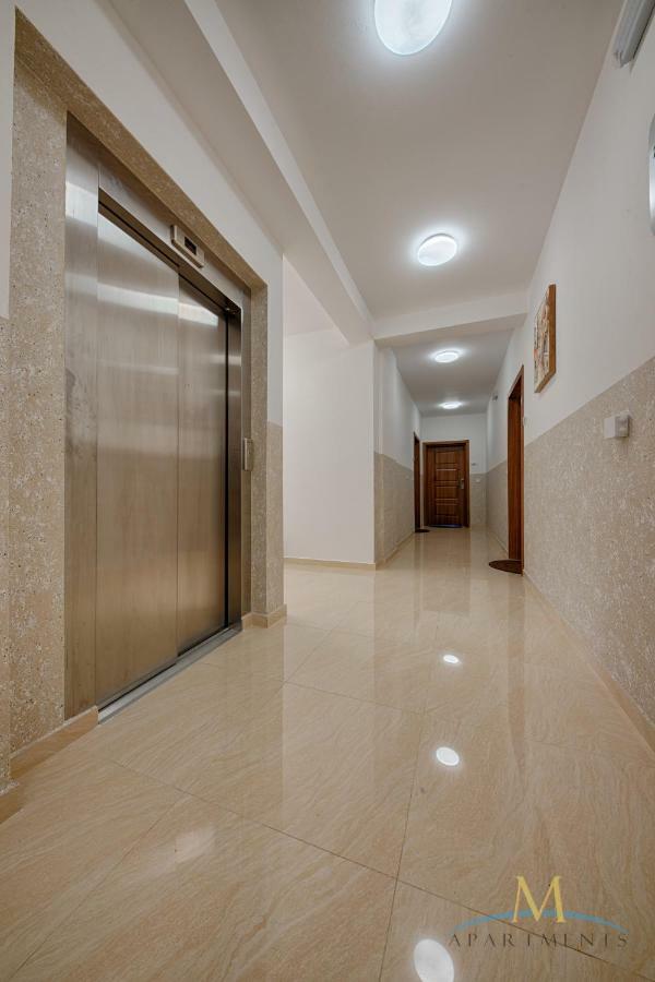 M Apartman Bar